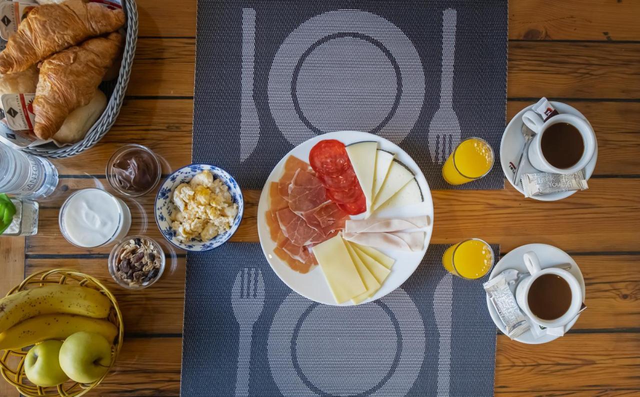 Vistalroque Bed & Breakfast Arona  Bagian luar foto