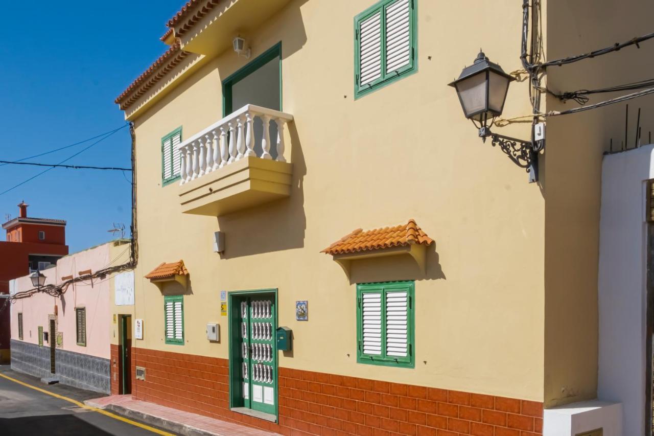 Vistalroque Bed & Breakfast Arona  Bagian luar foto